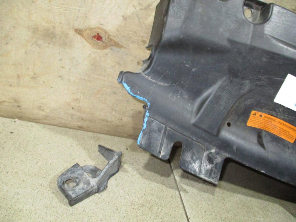 Кожух замка капота, 2500 рублей, Пермь