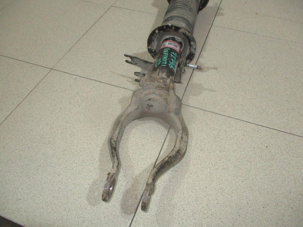 Амортизатор передний левый, 3000 рублей, Пермь