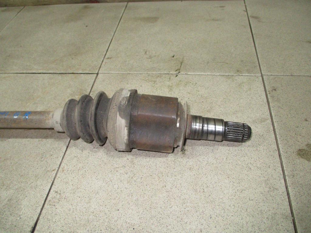 Полуось передняя правая, 12000 рублей, Пермь