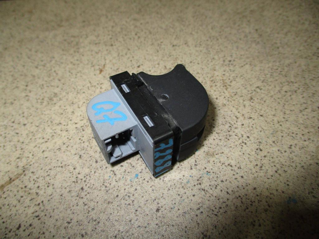 Кнопка стеклоподъемника, 550 рублей, Пермь