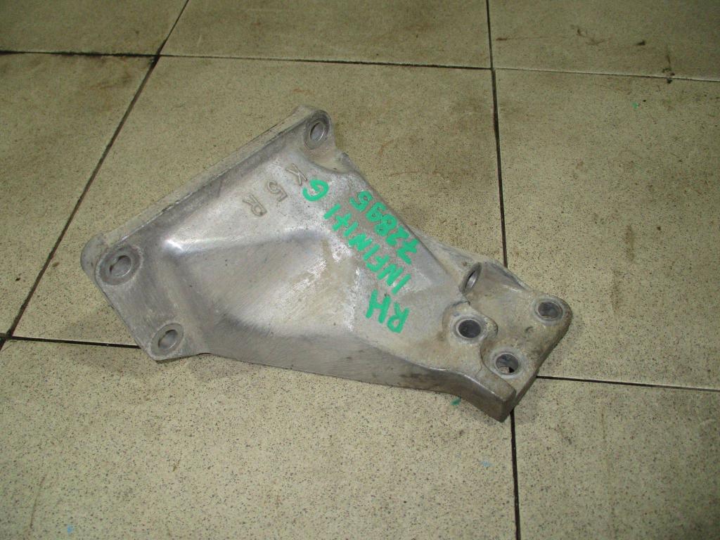 Кронштейн двигателя правый, 2000 рублей, Пермь