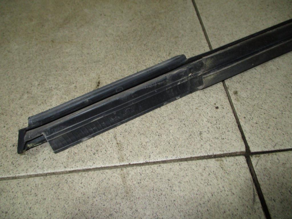 Накладка стекла переднего правого, 1100 рублей, Пермь