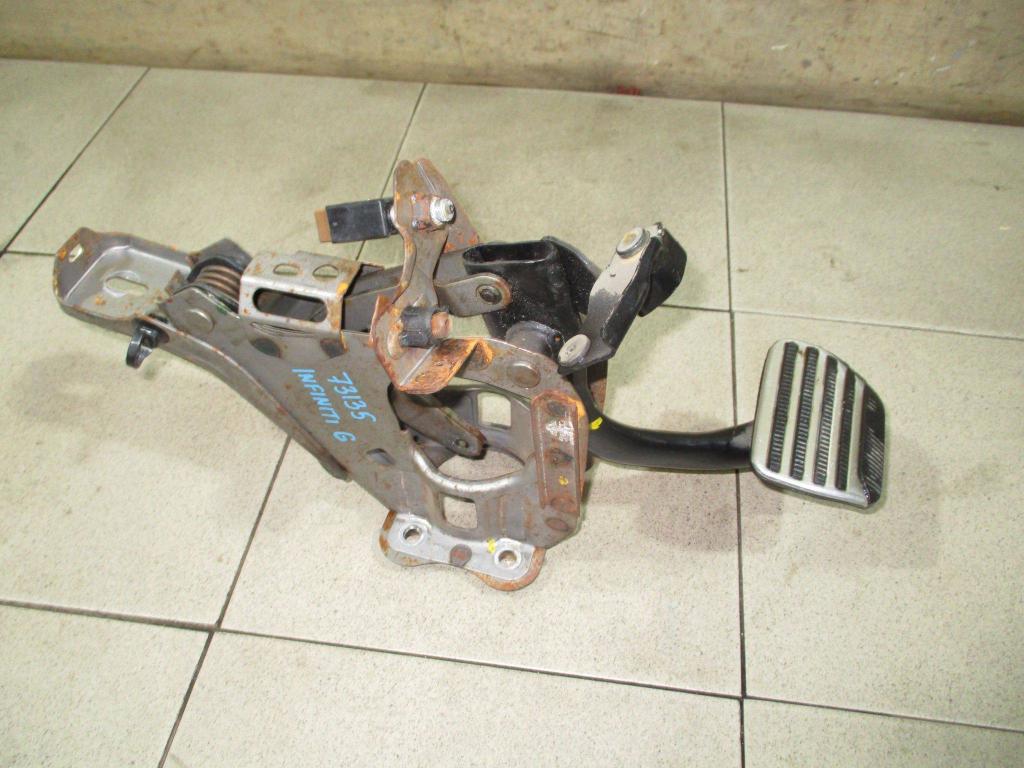 Педаль тормоза, 1000 рублей, Пермь