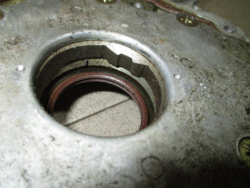 Насос масляный, 2000 рублей, Пермь