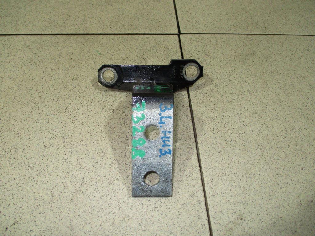 Петля двери задней левой нижняя, 500 рублей, Пермь