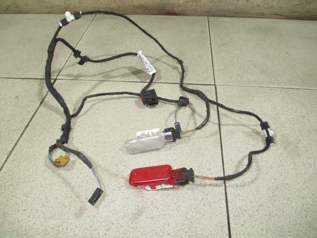 Плафон салонный, 2000 рублей, Пермь