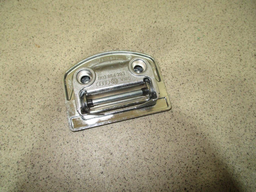 Крючок крепежный, 500 рублей, Пермь