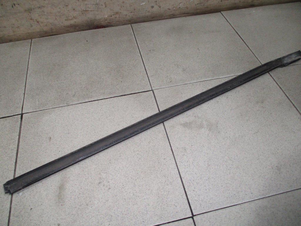 Накладка стекла заднего правого, 1000 рублей, Пермь