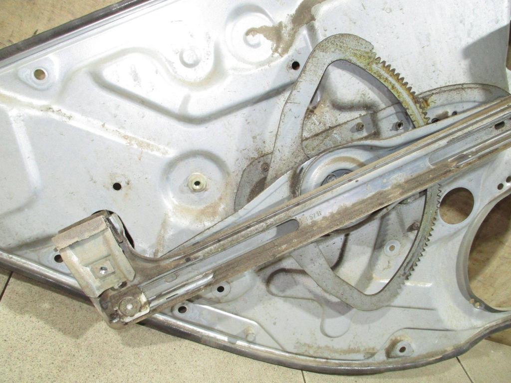 Стеклоподъемник задний правый, 900 рублей, Пермь