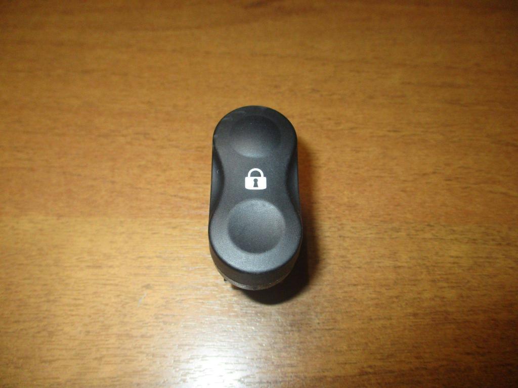 Кнопка центрального замка, 500 рублей, Пермь