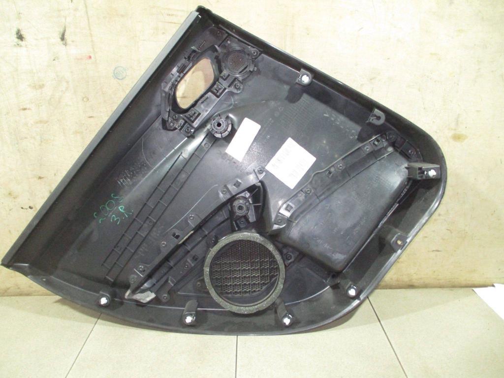 Обшивка двери задней правой, 2500 рублей, Пермь