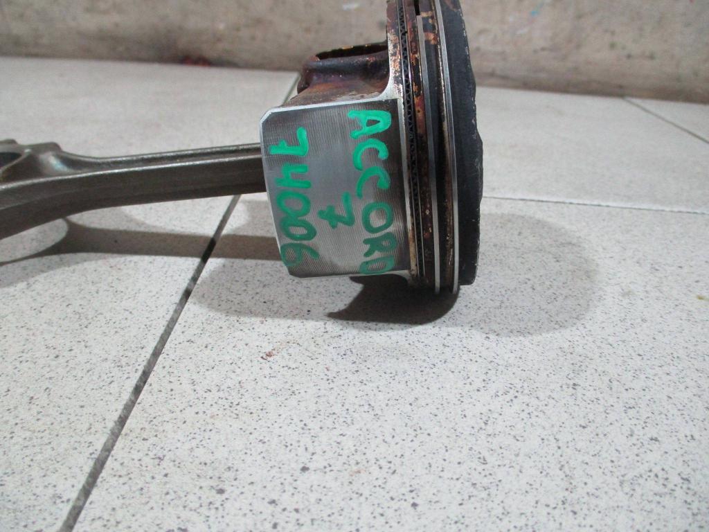 Поршень с шатуном, 2100 рублей, Пермь