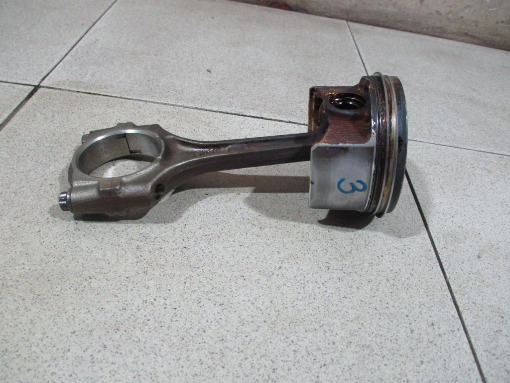 Поршень с шатуном, 2100 рублей, Пермь