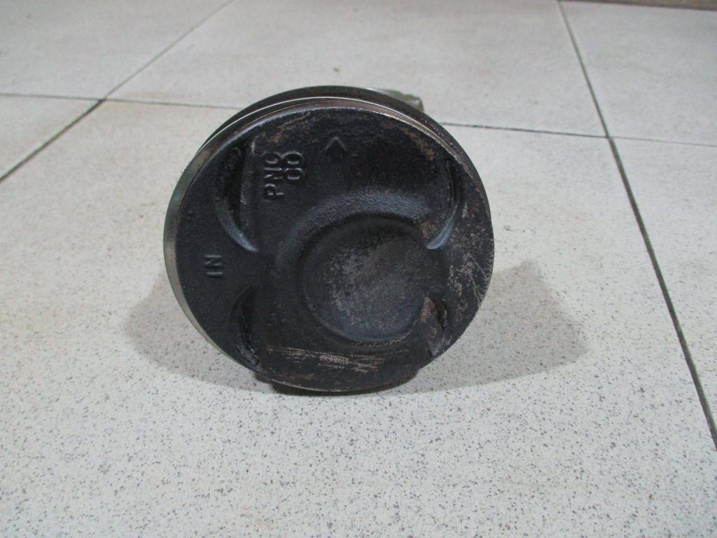 Поршень с шатуном, 2100 рублей, Пермь