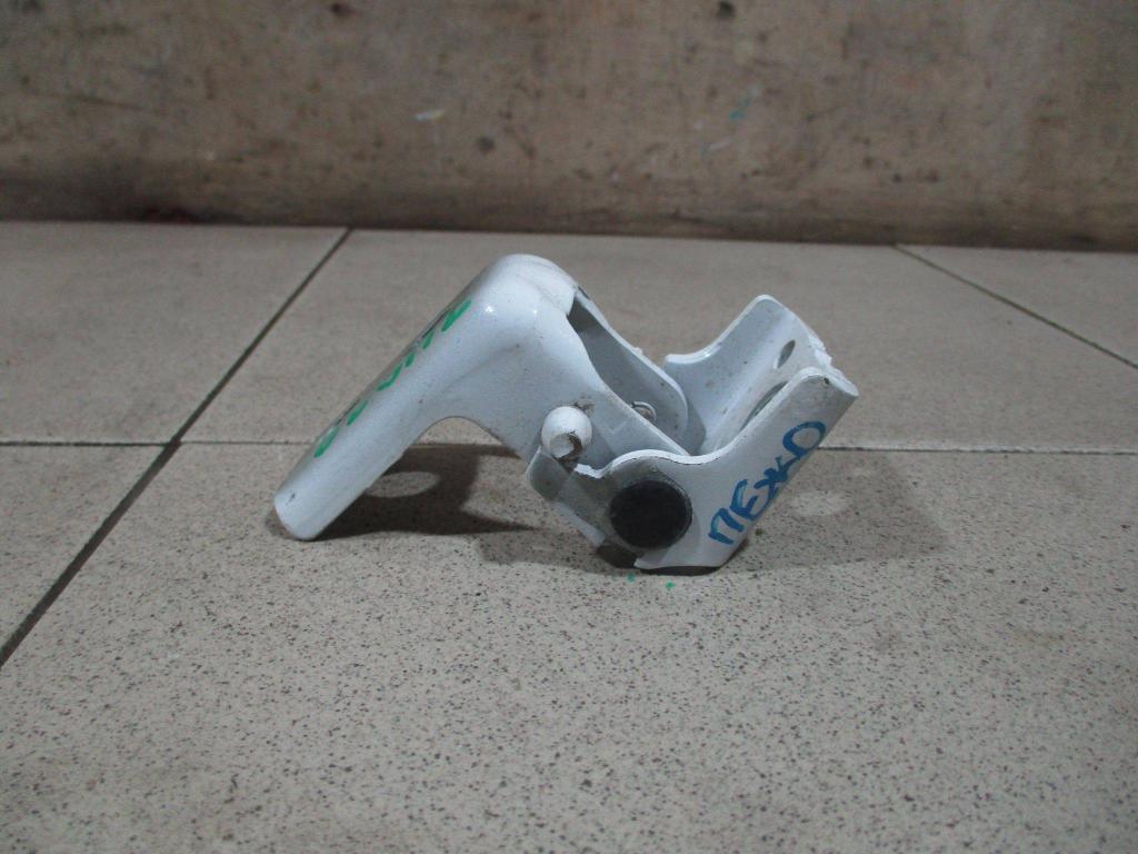 Петля двери задней правой верхняя, 500 рублей, Пермь