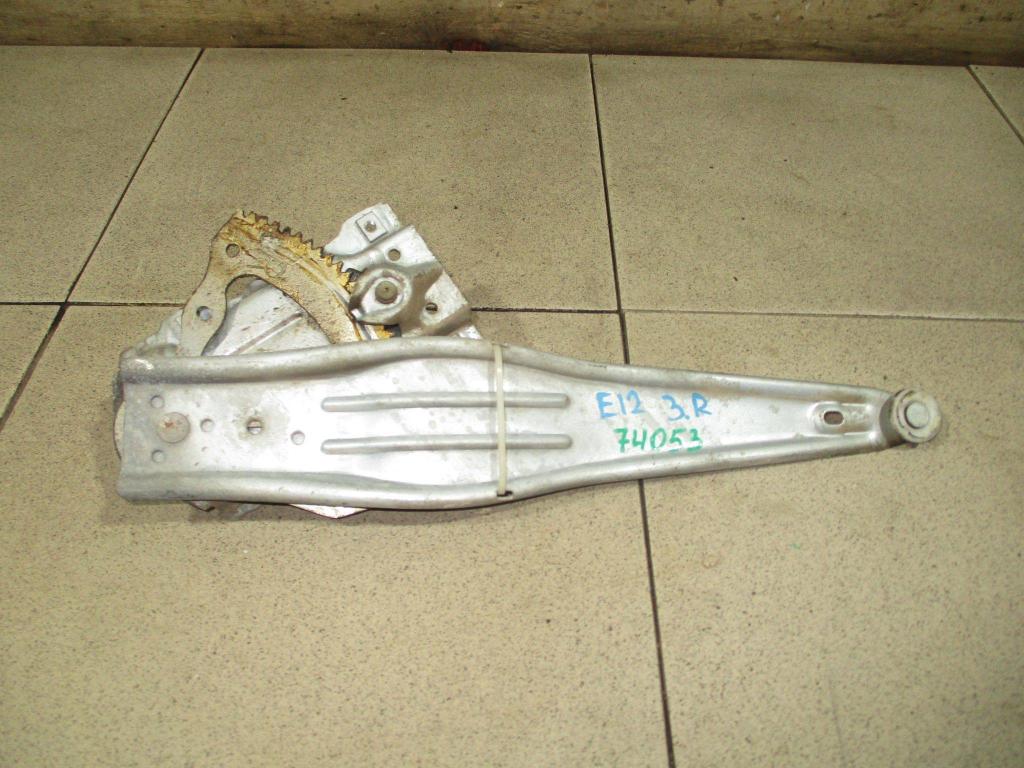 Стеклоподъемник механический задний правый, 500 рублей, Пермь