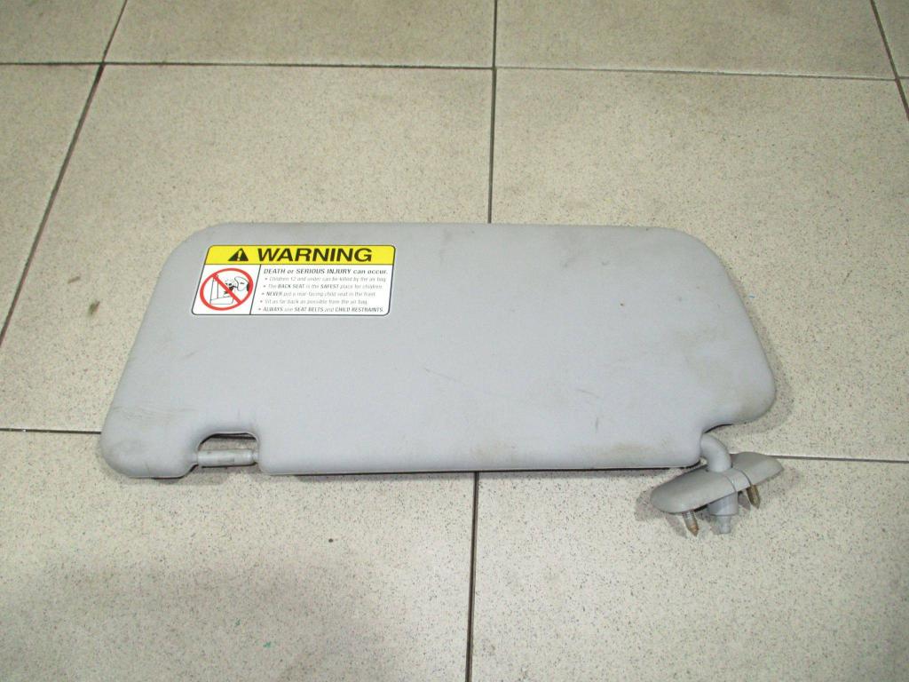 Козырек солнцезащитный правый, 1000 рублей, Пермь