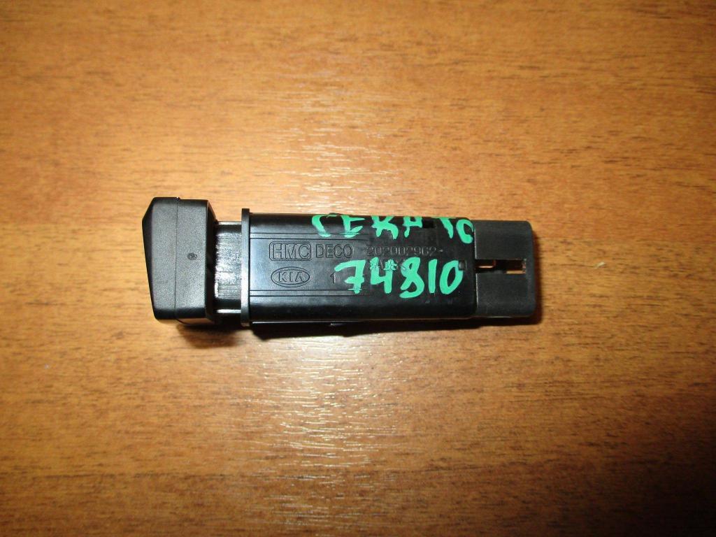 Кнопка обогрева переднего стекла, 500 рублей, Пермь