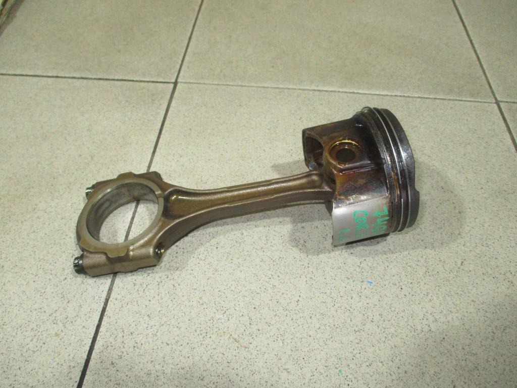 Поршень с шатуном, 2600 рублей, Пермь