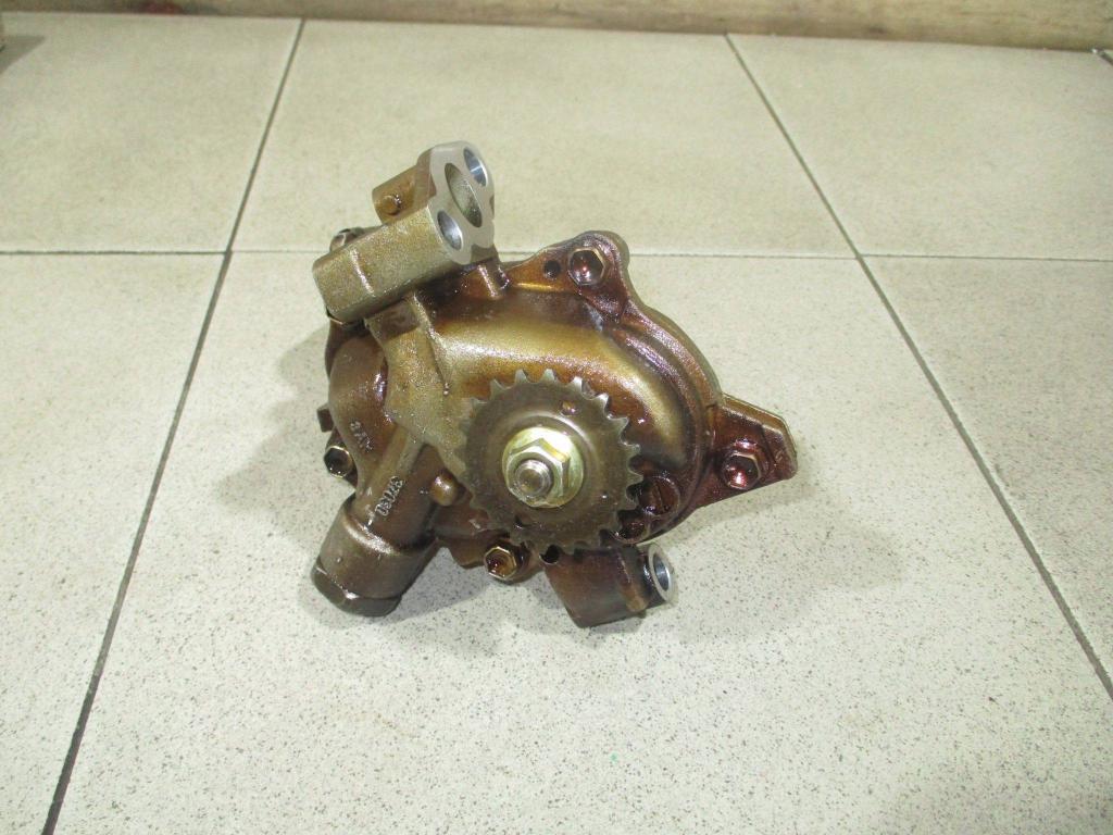 Насос масляный, 1500 рублей, Пермь