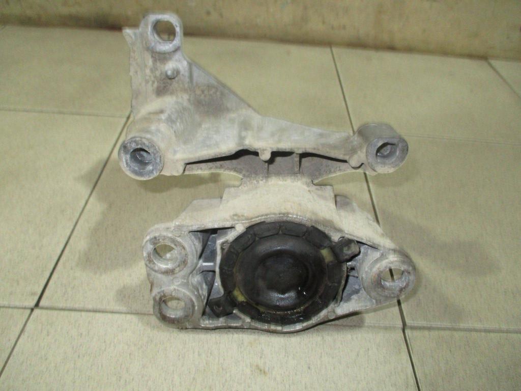 Опора двигателя правая, 3000 рублей, Пермь