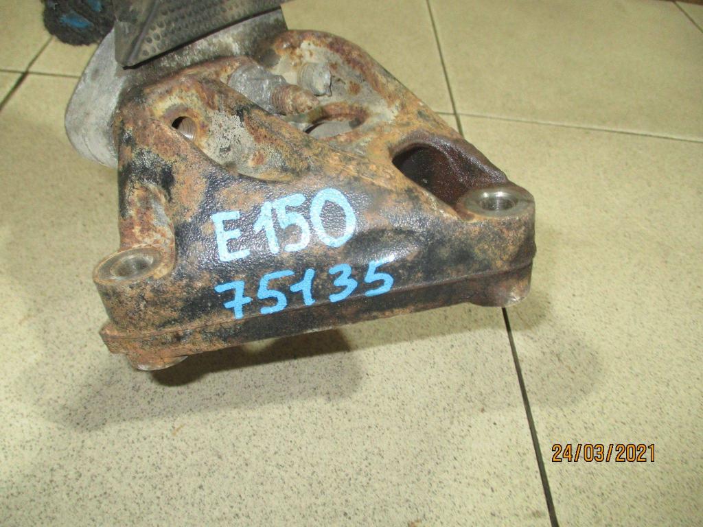 Кронштейн двигателя правый, 700 рублей, Пермь