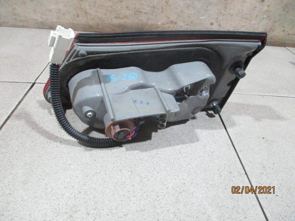 Фонарь задний внутренний левый, 2000 рублей, Пермь