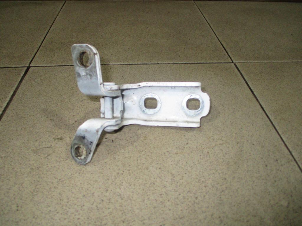 Петля двери задней правой нижняя, 500 рублей, Пермь