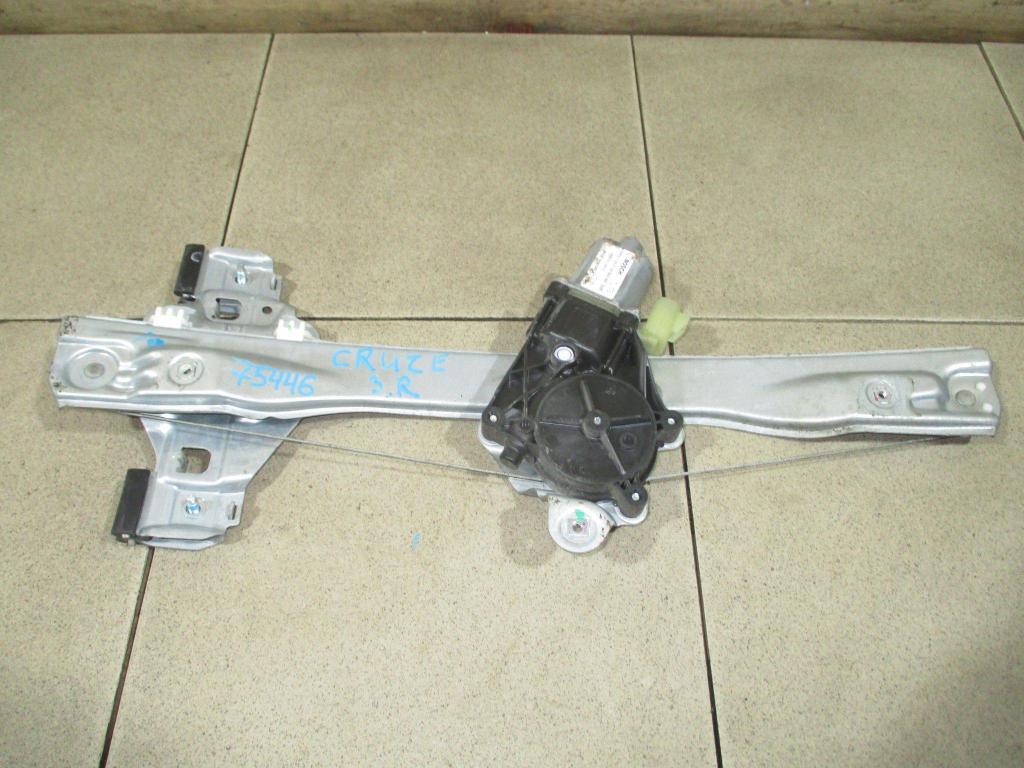 Стеклоподъемник задний правый, 1000 рублей, Пермь