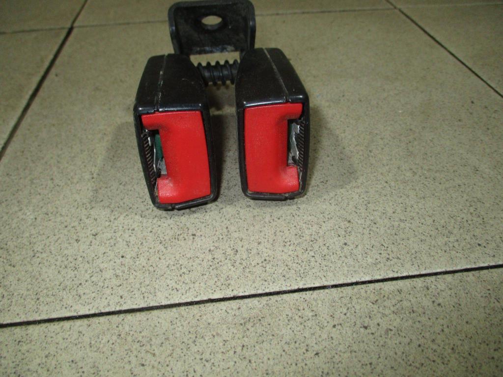 Ответная часть ремня безопасности, 500 рублей, Пермь