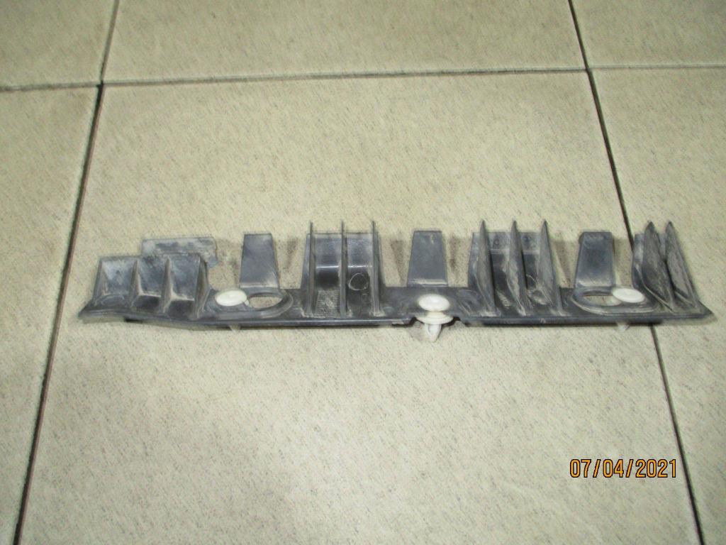 Кронштейн заднего бампера правый, 500 рублей, Пермь