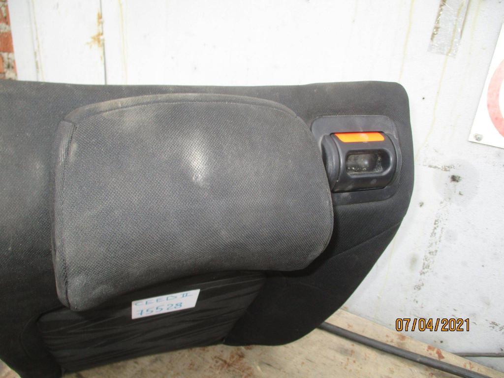 Спинка сиденья, 1000 рублей, Пермь