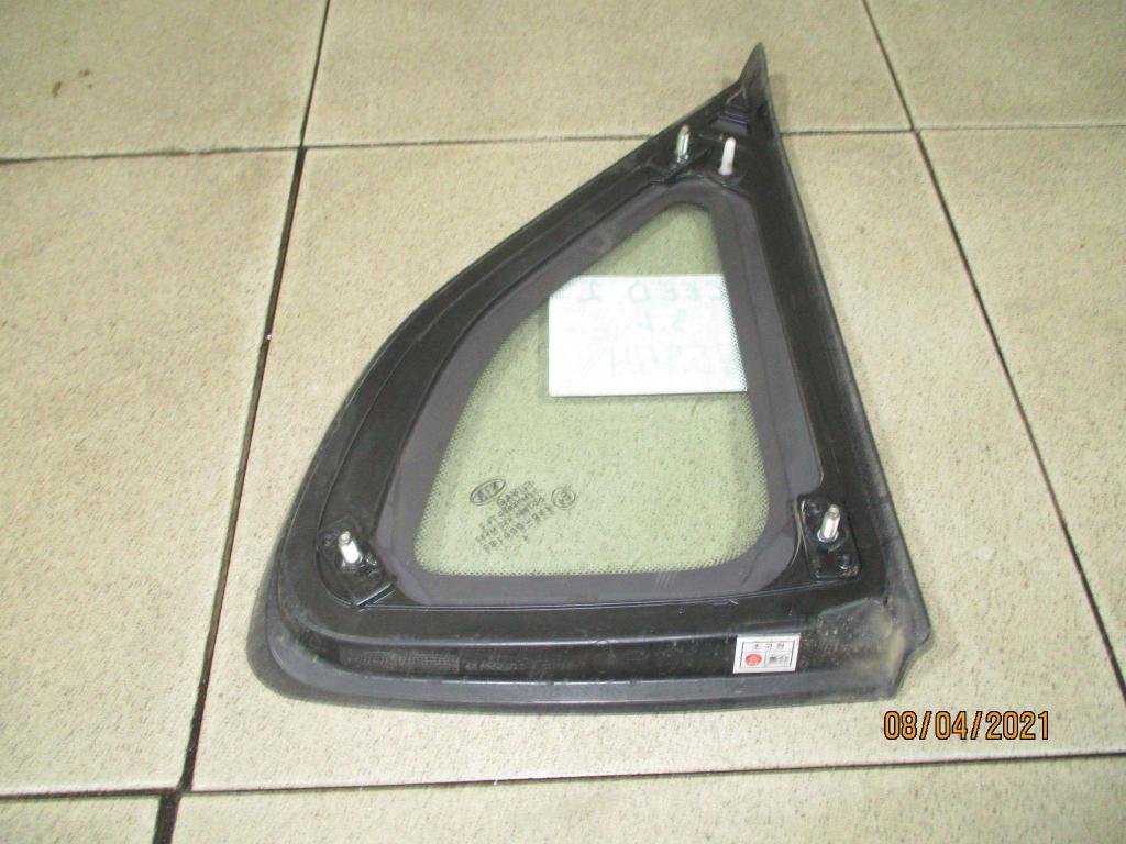 Стекло кузовное глухое левое, 1500 рублей, Пермь