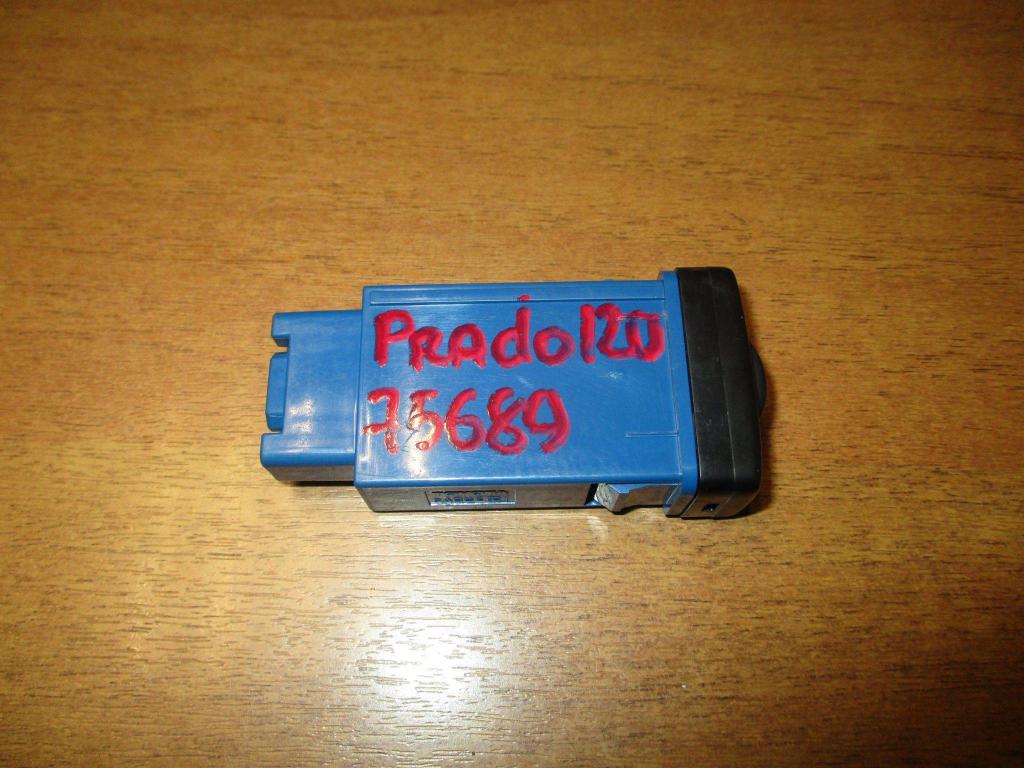 Кнопка освещения панели приборов, 500 рублей, Пермь