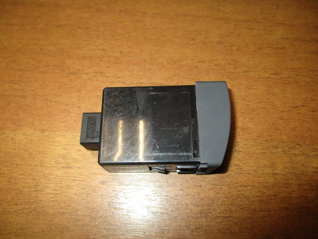 Кнопка корректора фар, 500 рублей, Пермь