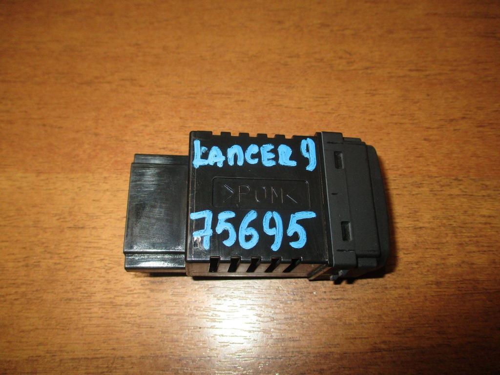 Кнопка освещения панели приборов, 500 рублей, Пермь