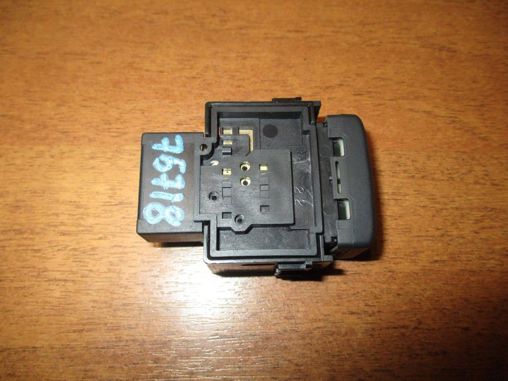 Кнопка омывателя фар, 500 рублей, Пермь