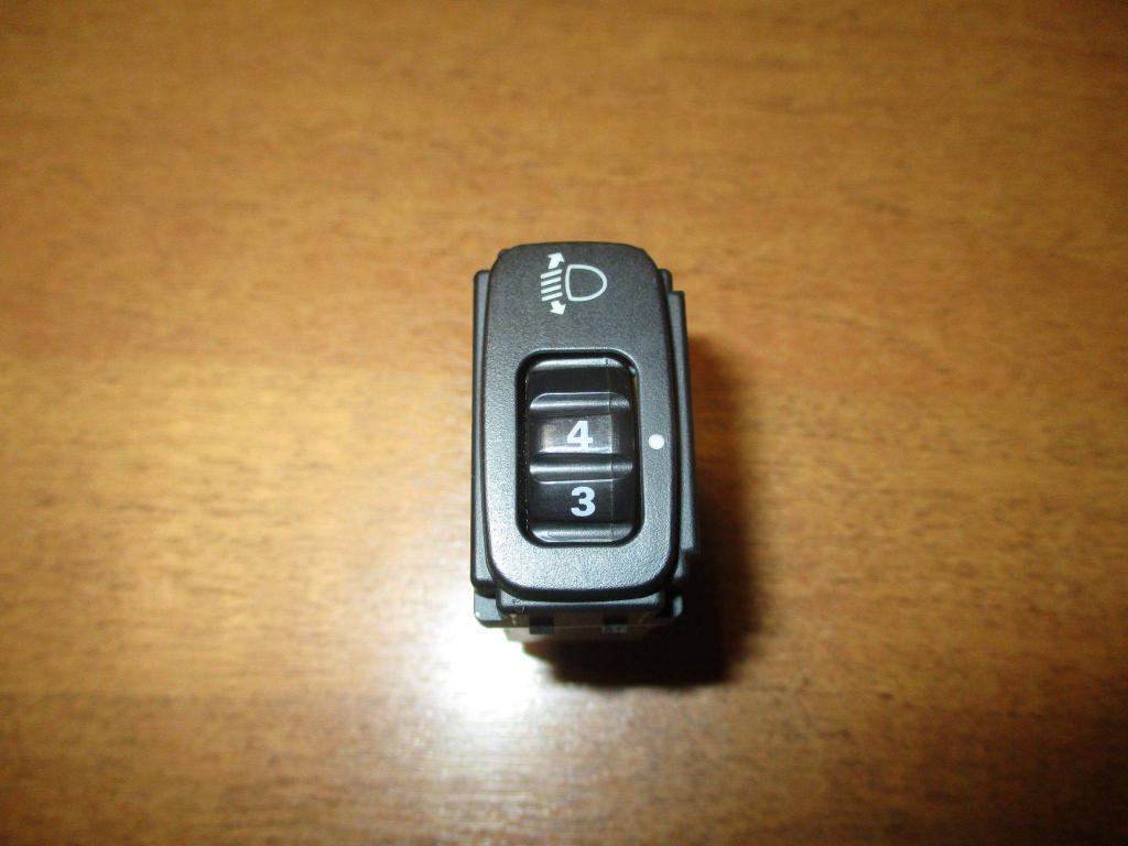 Кнопка корректора фар, 500 рублей, Пермь