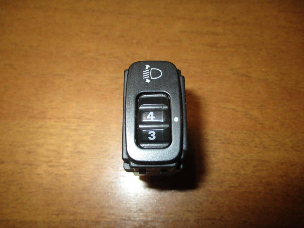 Кнопка корректора фар, 500 рублей, Пермь