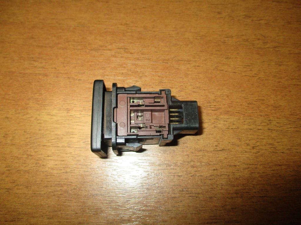 Кнопка омывателя фар, 500 рублей, Пермь