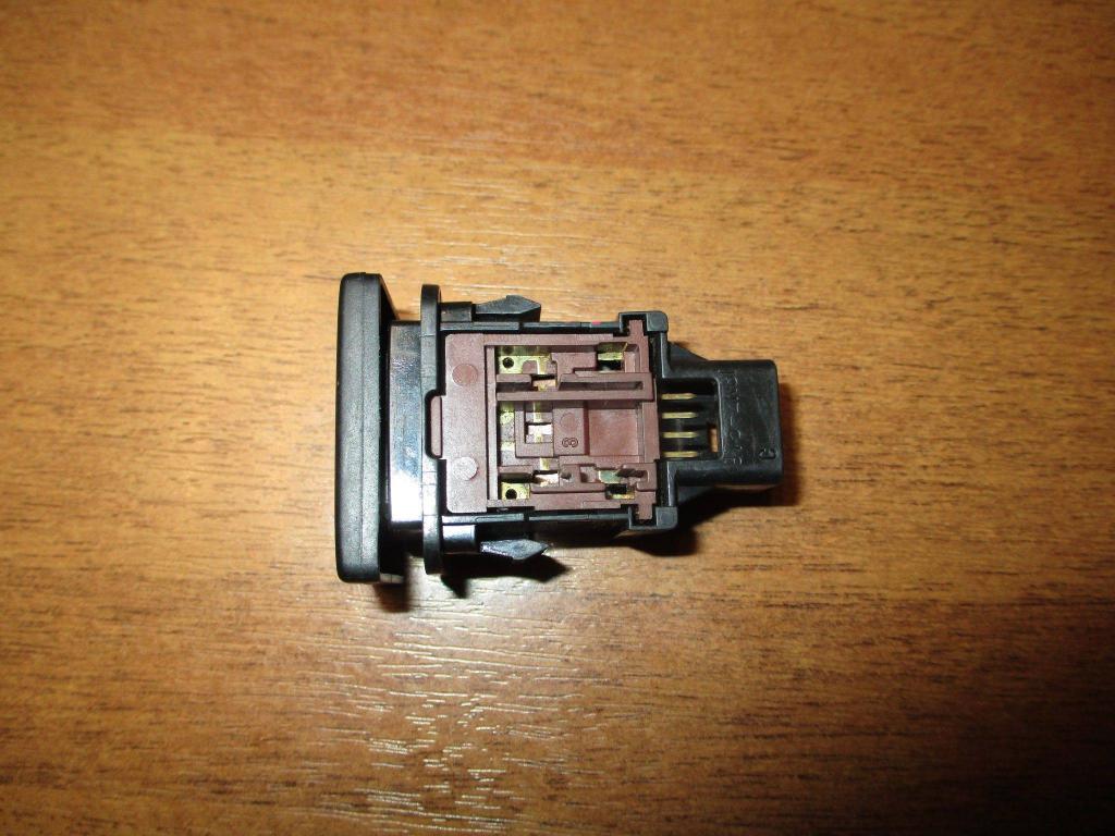 Кнопка омывателя фар, 500 рублей, Пермь