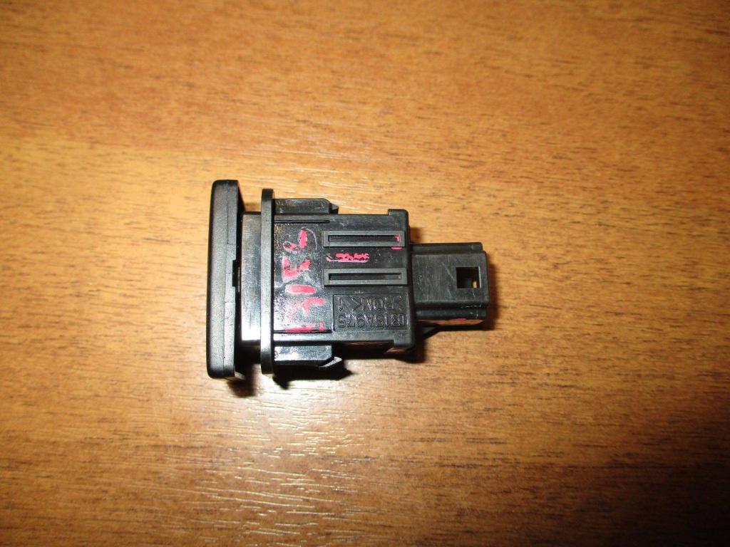 Кнопка омывателя фар, 500 рублей, Пермь