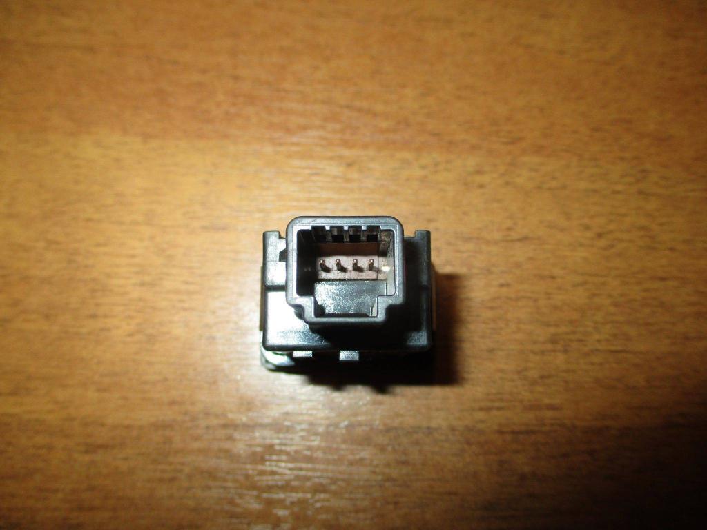 Кнопка омывателя фар, 500 рублей, Пермь