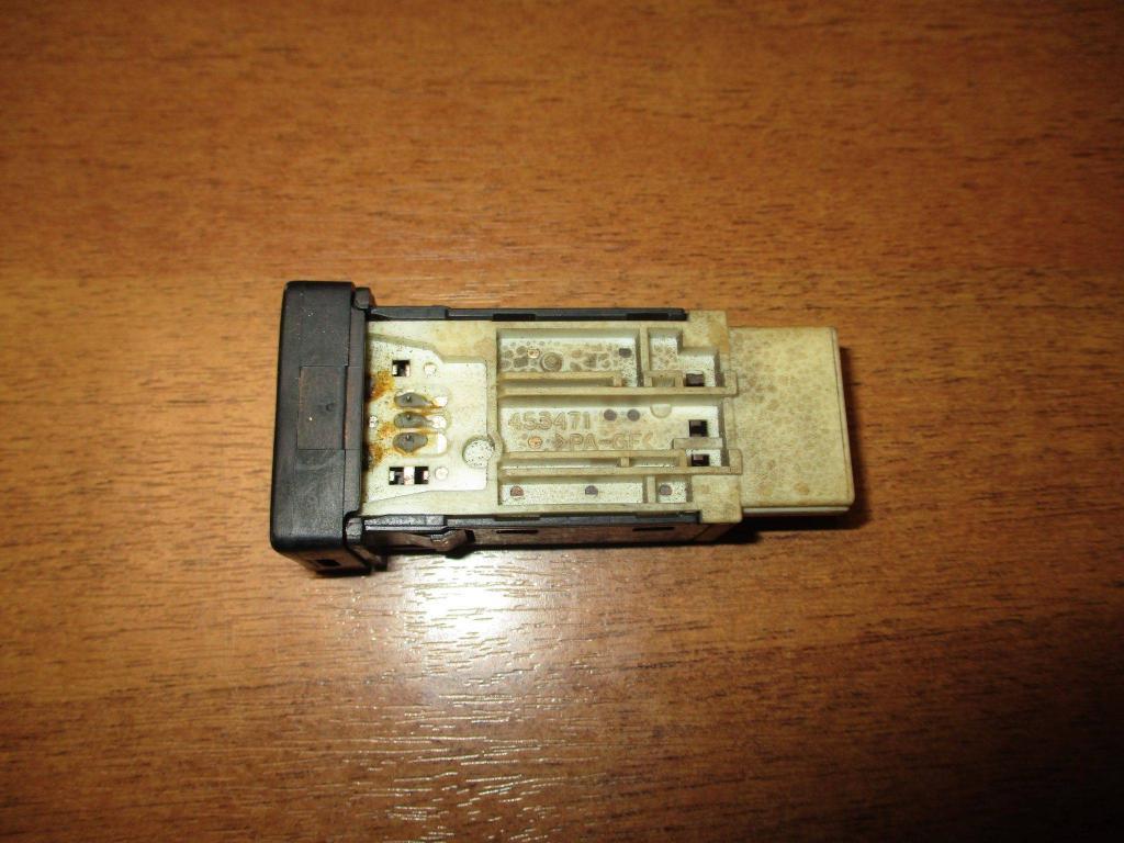 Кнопка освещения панели приборов, 650 рублей, Пермь