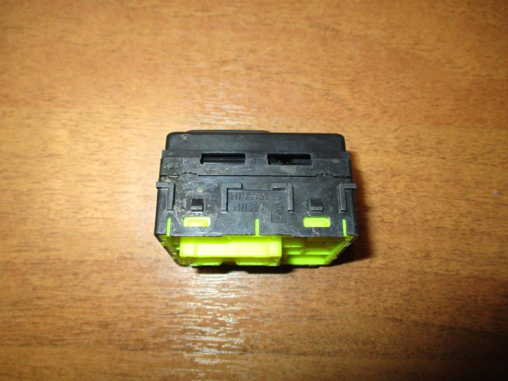 Переключатель регулировки зеркала, 500 рублей, Пермь