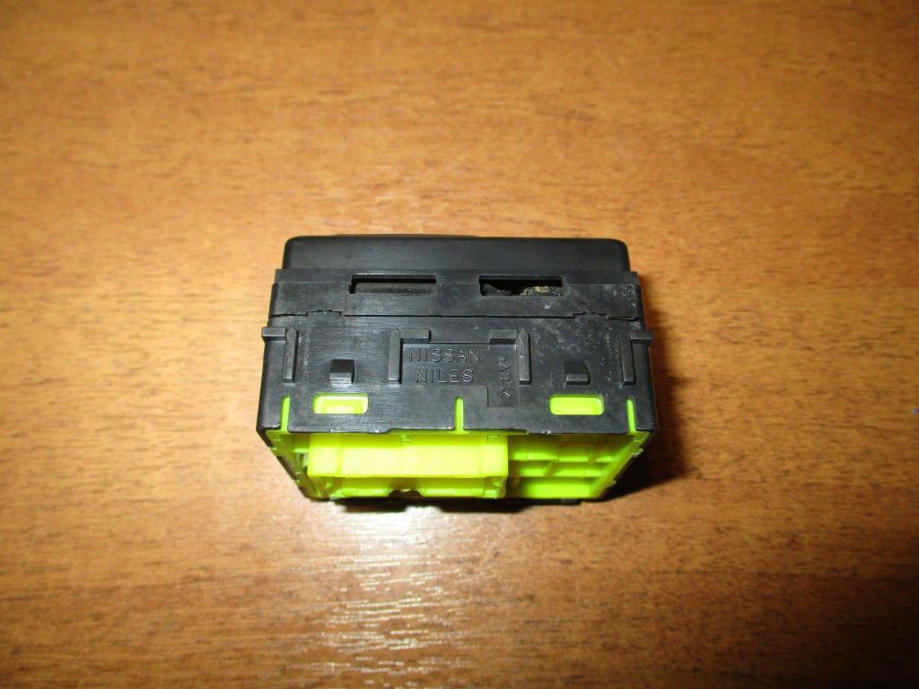 Переключатель регулировки зеркала, 500 рублей, Пермь