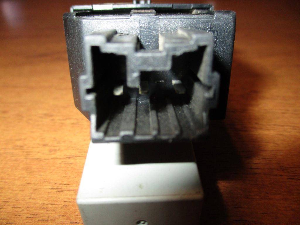 Кнопка корректора фар, 500 рублей, Пермь