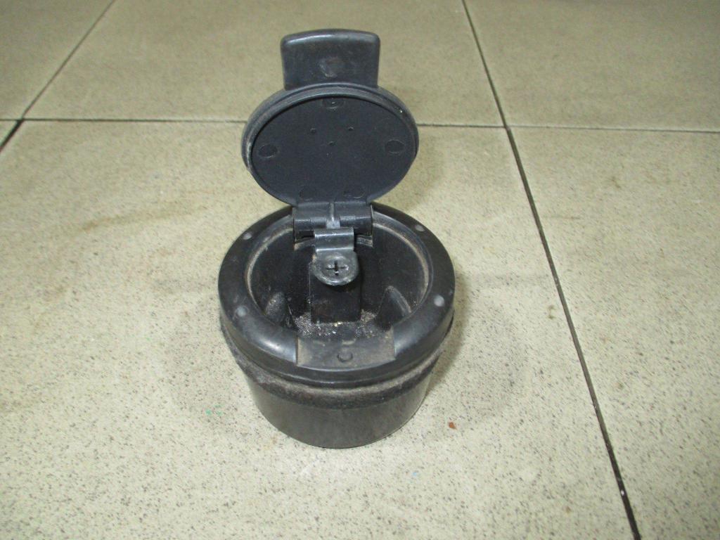 Пепельница передняя, 800 рублей, Пермь