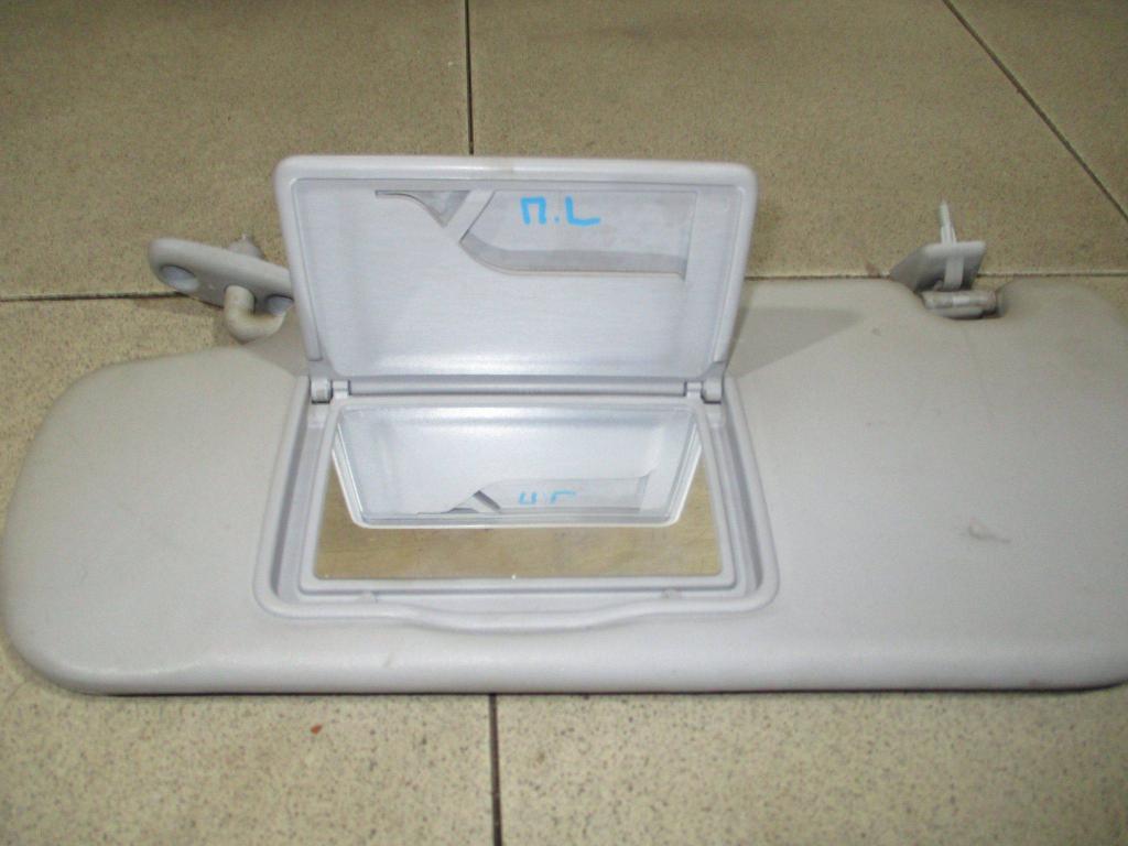 Козырек солнцезащитный левый, 1000 рублей, Пермь