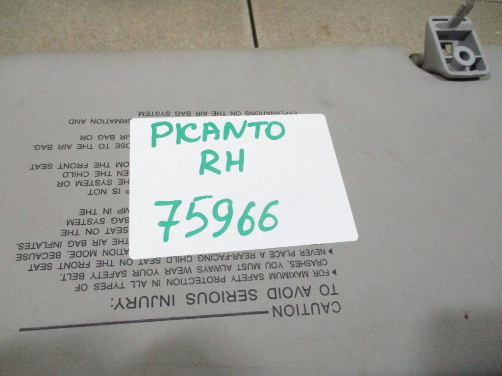 Козырек солнцезащитный правый, 1000 рублей, Пермь